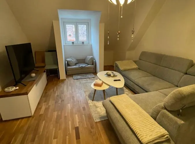 Levelup 2 Living M. Selfcheckin 아파트